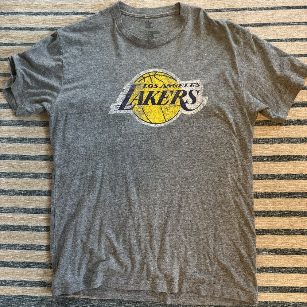 Gray Adidas Lakers t-shirt